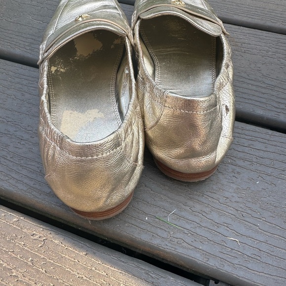 Tory Burch gold driving loafers 9.5 like new - Picture 5 of 6